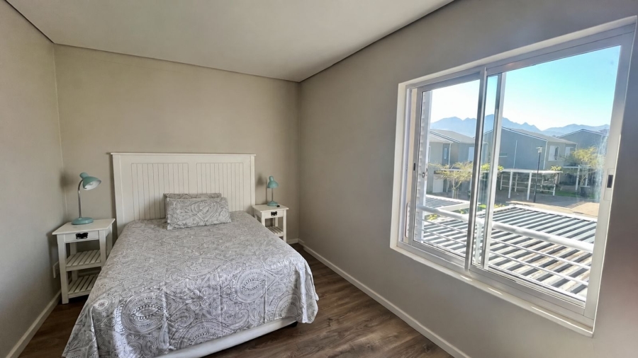 2 Bedroom Property for Sale in Somerset Lakes Western Cape